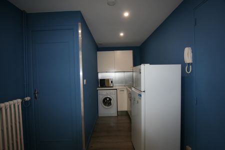 Location Appartement 2 pièces 46m² ANNECY 74000 - Photo 4