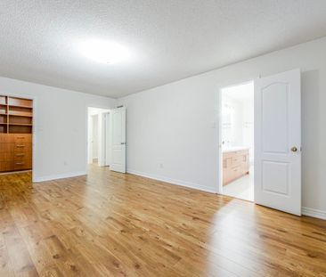 For Lease - 63 Croteau Crescent, Vaughan, Ontario - Photo 5