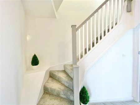 74 Higham Hill Road, London - Photo 4