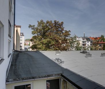 At Theresienstraße (U2): studio apartment - Photo 1