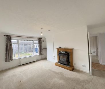 2 bedroom bungalow to rent - Photo 1