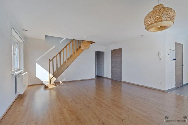 Duplex appartement met 3 slaapkamers - Photo 1