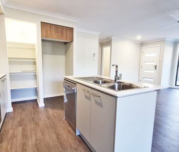 Modern & Low-Maintenance 2-Bedroom Townhouse in Prime Wauchope Loca... - Photo 5