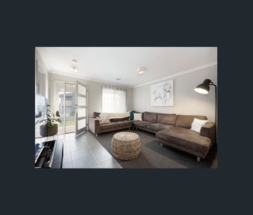 5 McCallum Street, Lucas, Vic 3350 - Photo 2