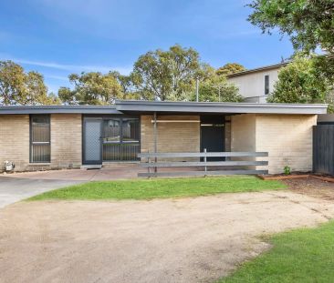 Fully renovated 2 bedroom unit - Photo 5