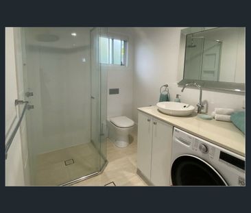 Cozy Granny Flat with Private Access, Great Location! - Photo 5