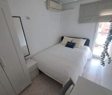 Avenida Blasco Ibáñez, Paterna, Valencian Community 46980 - Photo 2