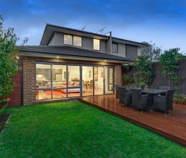 5 Alwyn Court, MITCHAM - Photo 2