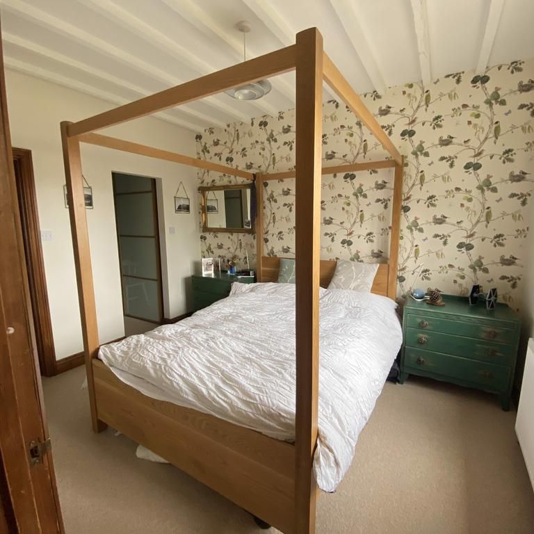 4 bedroom end of terrace house to rent - Photo 1