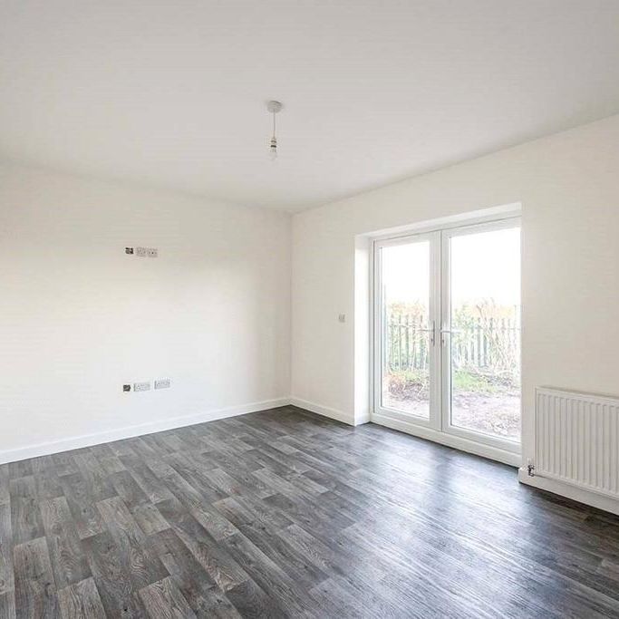 2 bedroom semi-detached house to rent - Photo 1