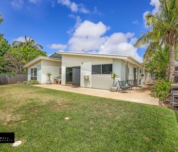 SEASIDE SERENITY JUST 450M FROM THE BEACH WITH SPACE, STYLE & CONVE... - Photo 5