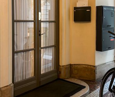 Logement à Paris, Location meublée - Photo 6