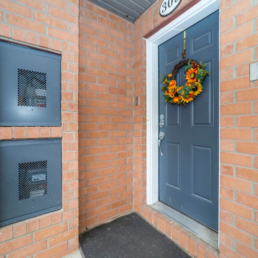 For Lease - 309 Galston Private Unit# 12, Orleans - Convent Glen and Area, Ontario - Photo 1