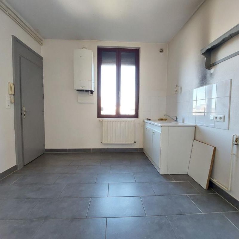 Location Appartement 2 pièces 45m² ELBEUF 76500 - Photo 1