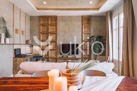 Barcelona Capital, Catalonia 08008 - Photo 2