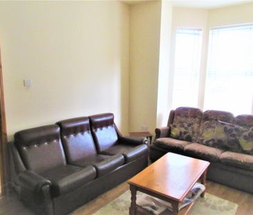 All Bedrooms Upstairs, 3 Westminster Street, Queens Botanic Quarter... - Photo 2