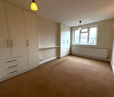 3 bedroom semi-detached house to rent - Photo 6