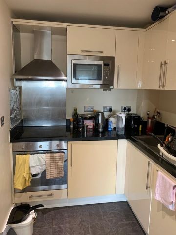 1 Bed Flat, Raphael House, IG1 - Photo 5