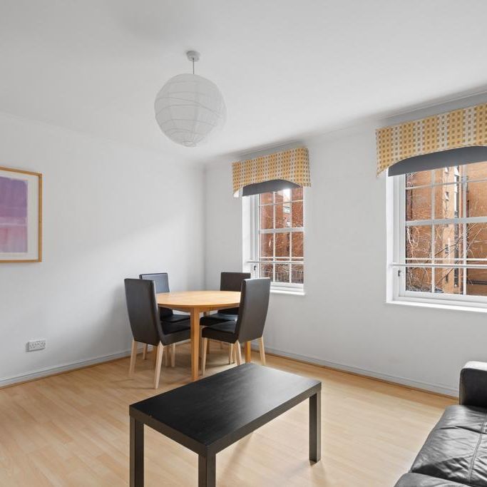 2 bedroom flat to rent - Photo 1