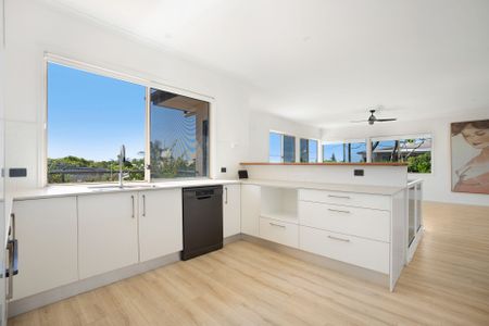 Peregian Beachside Living, You Will Love It ! - Photo 4