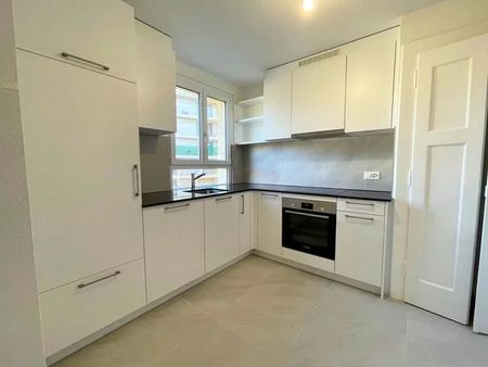 Appartement refait à neuf - 2.5 pièces au 2ème étage. - Photo 4