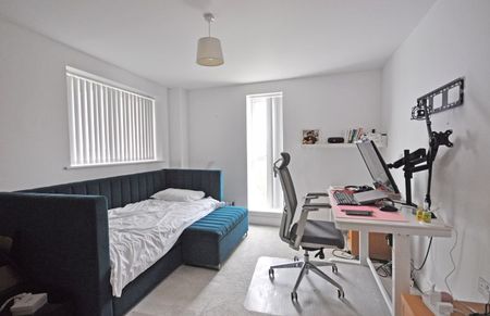 Usk Way, Newport - Photo 4