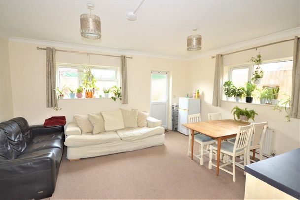 Bournemouth Wycliffe Road Winton, BH9, Dorset - Photo 1