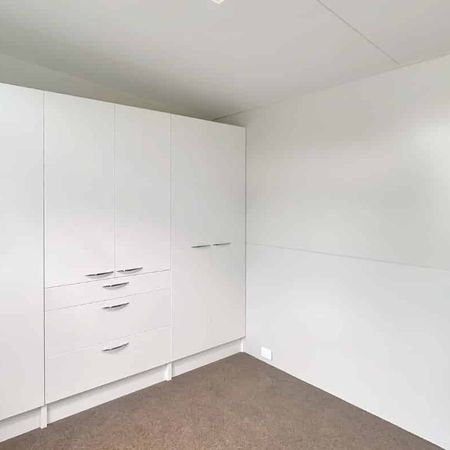 FOXTON - 1 BEDROOM STUDIO UNIT - Photo 3