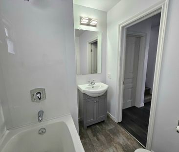 For Lease - 181 Burnham Street, Belleville, Ontario - Photo 1