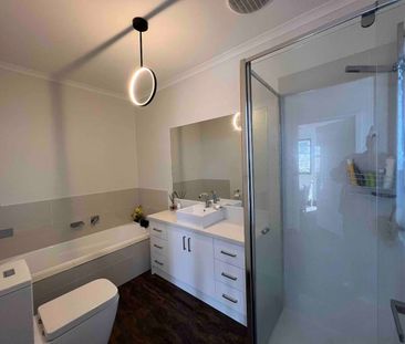 Clayton South - Photo 1