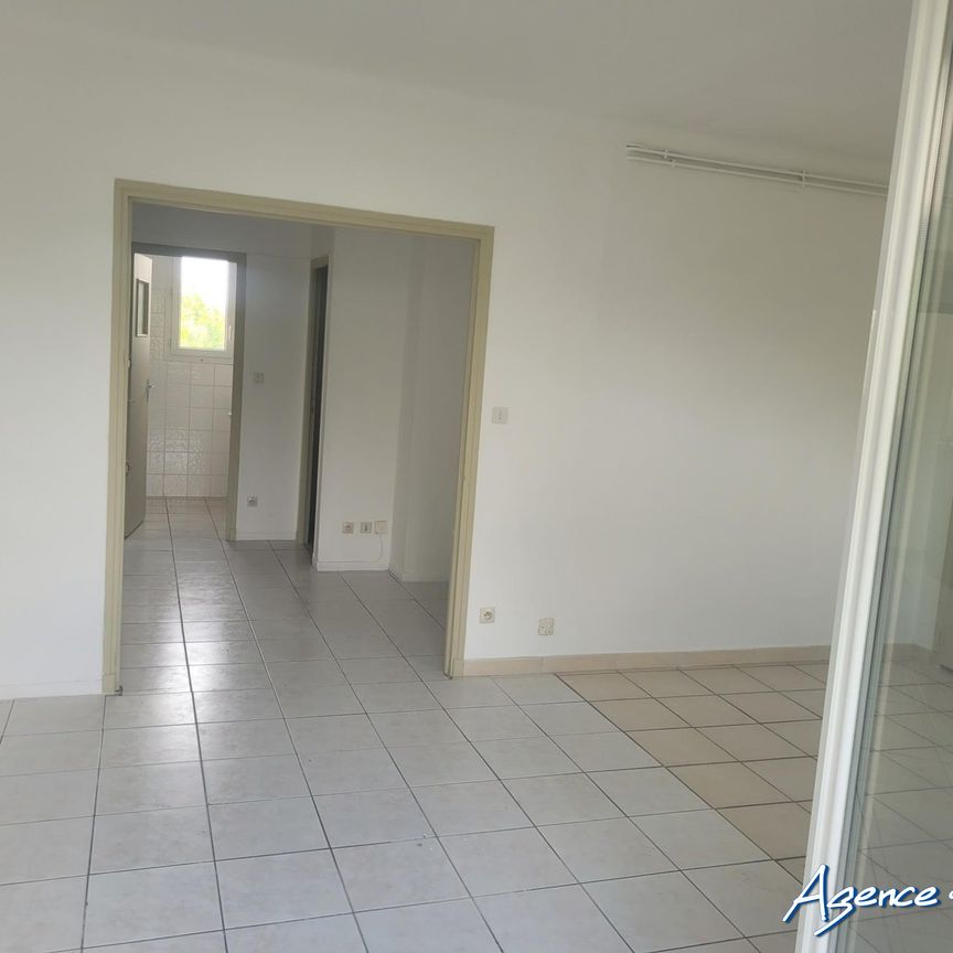 Location Appartement 4 pièces 67m² NARBONNE 11100 - Photo 1