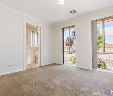 15 Shedden Street, Casey ACT 2913 - House For Rent | Domain - Photo 3