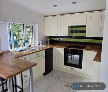 1 bedroom flat to rent - Photo 5