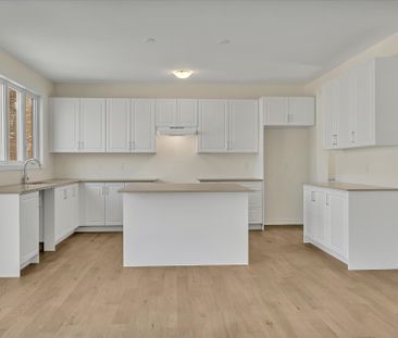 For Lease - 28 Autumn Frost Road, Otonabee-South Monaghan, Ontario - Photo 4