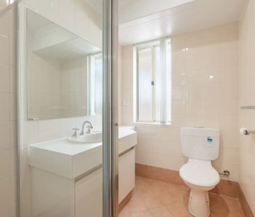 Spacious 4-bedroom home in prime warnbro location. - Photo 6