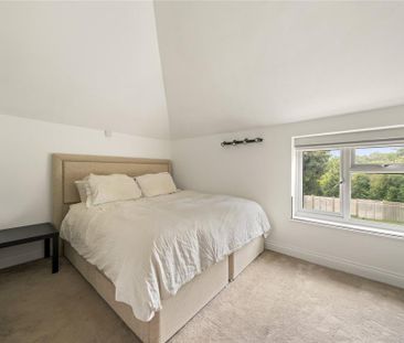 4 bedroom detached house to rent - Photo 5