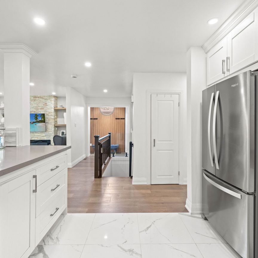 For Lease - 3 Hartland Road, Toronto, Ontario - Photo 1