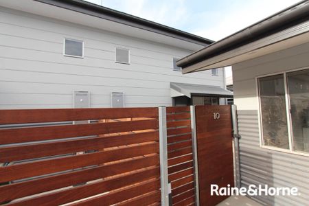 10/94 Havannah St, Bathurst, NSW 2795 - Photo 2