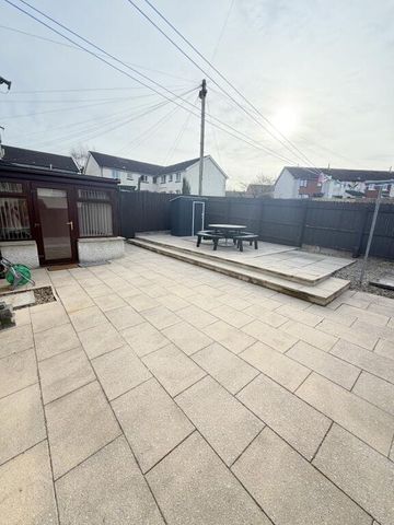 122 Avonmore Park, Lisburn, BT28 1NJ - Photo 2