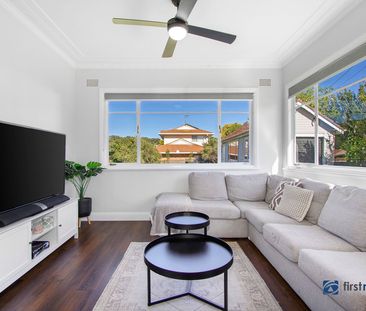 Beautifully Renovated Home - Photo 2