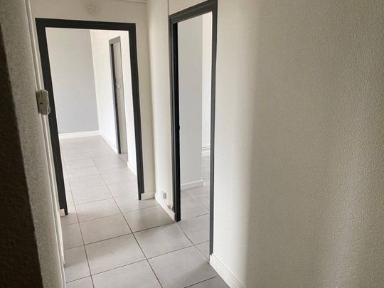 Location appartement 3 pièces 56.91 m² à Romans-sur-Isère (26100) 4 - Photo 1