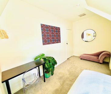 South Yarra - Photo 4