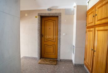 Apartamento T3 em Lisboa