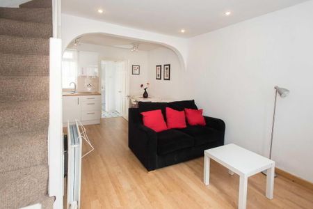 12 Mayfield Street, Belfast, BT9 7HF - Photo 2