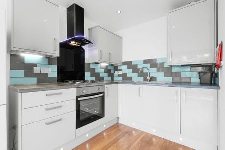 1 bedroom flat to rent - Photo 5