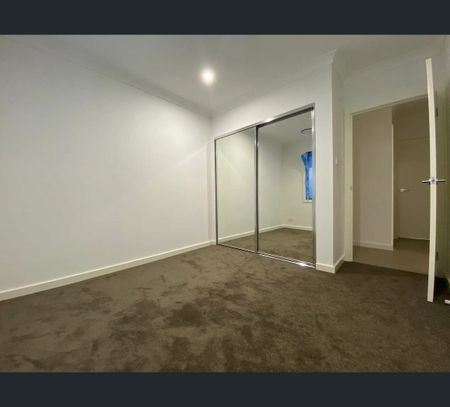 87 Alderton Drive, Colebee, NSW 2761 - Photo 5