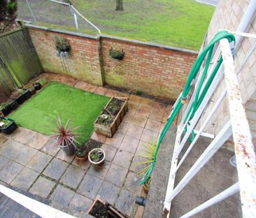 1 bedroom in a house share to rent - Photo 6
