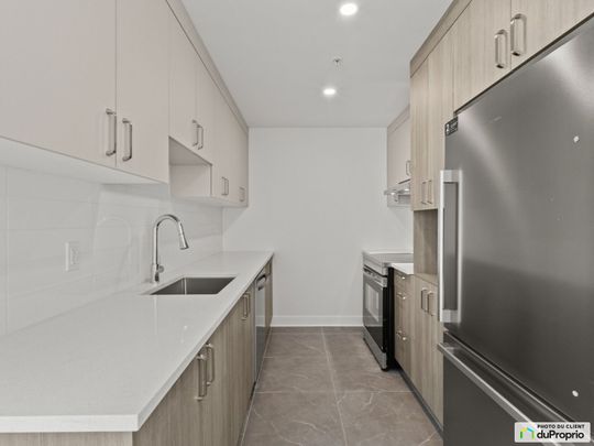 408-242, Hymus, Pointe-Claire à louer - Photo 1