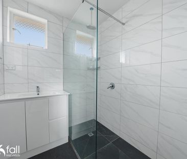 Well presented 3 bedroom family home - Photo 6