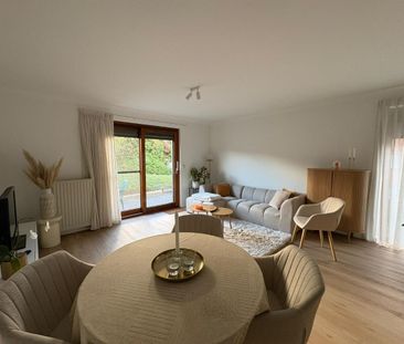 Instapklaar 2-slpk gelijkvloers appartement in Genk. - Photo 3